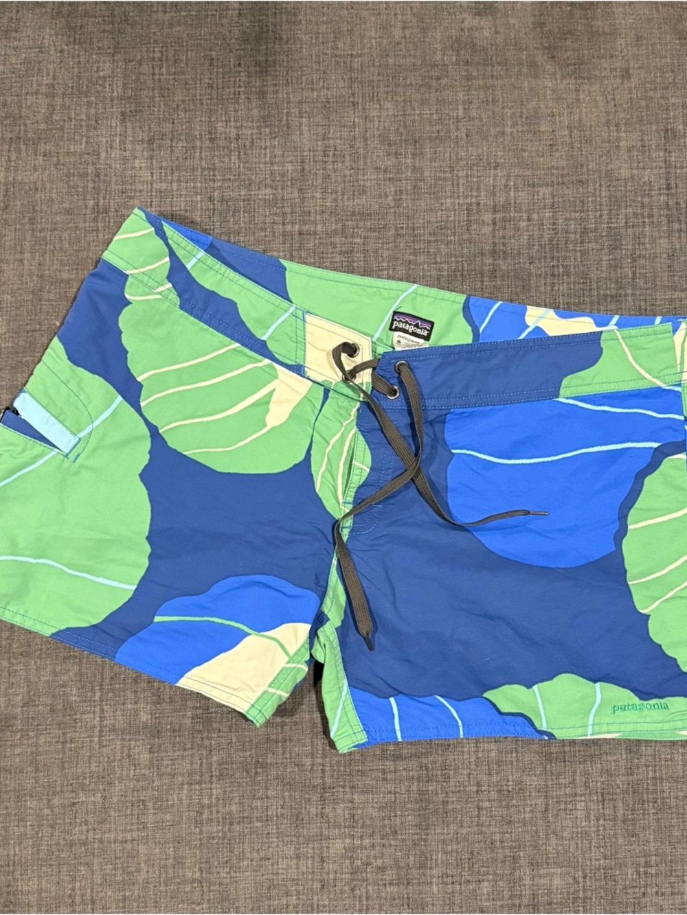 Patagonia Women’s Board Shorts Blue, Green & Cream Leaf Print Swim Board Shorts